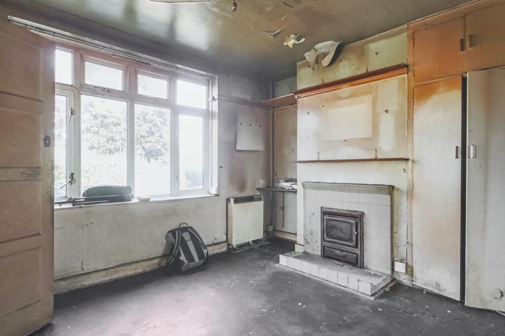 93 Hayling Road, Watford, Hertfordshire, WD19 7DP
