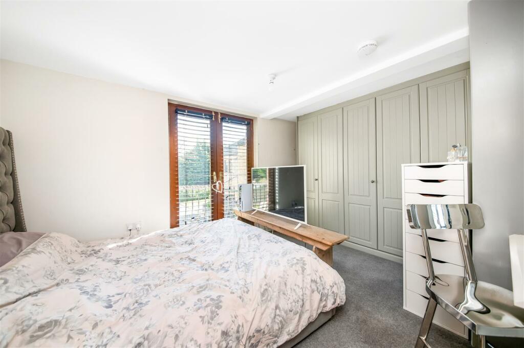 COACH HOUSE BEDROOM