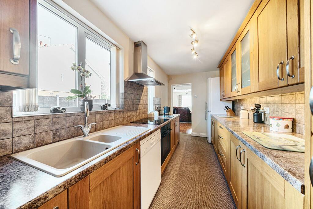 Kitchen.jpg
