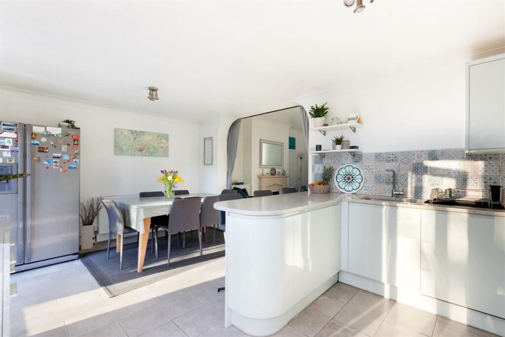 Wandle Road Ph15 (10).jpg