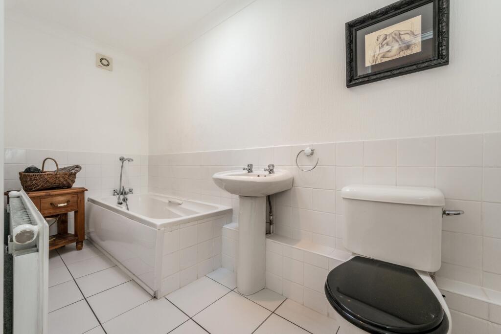 Annex-Summer House Bathroom