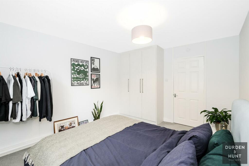 Deepdene Close-5.jpg