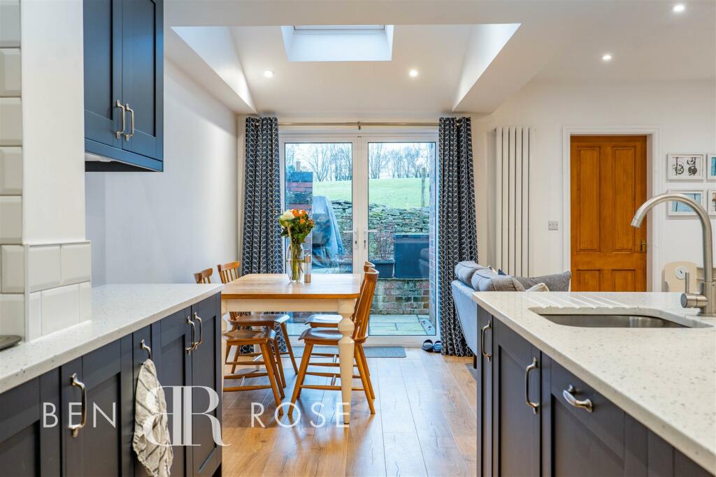 Kitchen/Breakfast Room
