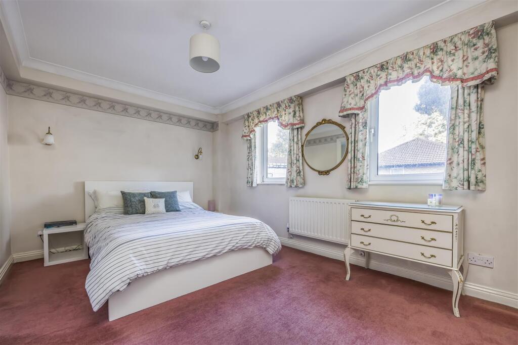 2 Keverstone Court, Block A, Manor Road, Bournemou