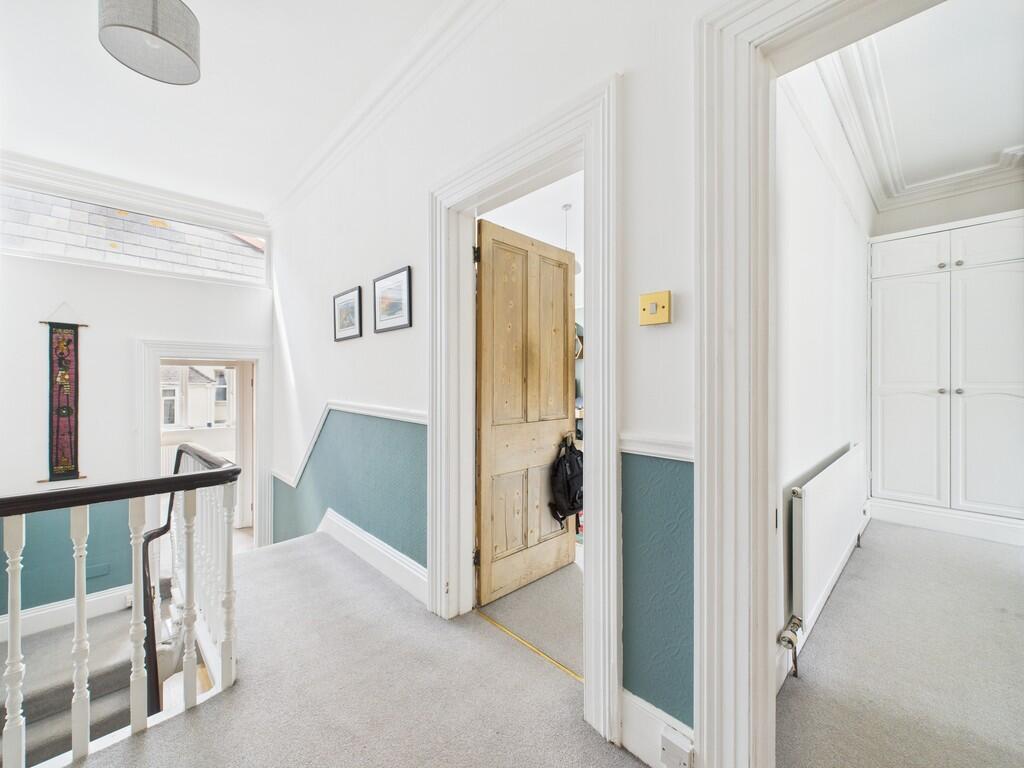 CAM02089G0-PR0541...