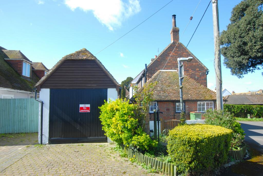 Garage &amp; parking
