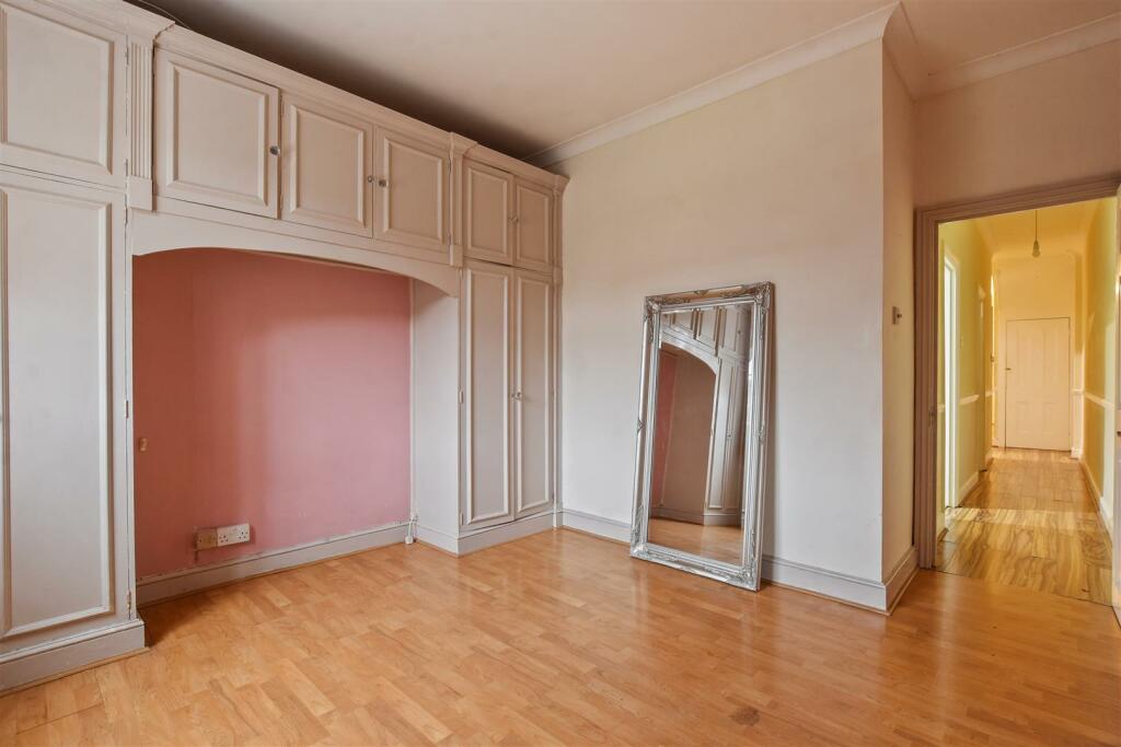 02-8058GCWT - GFF 37 Lushington Road - Bedroom 2 -