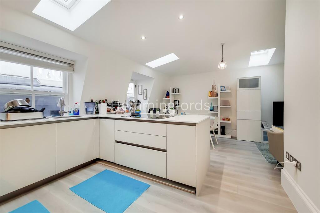 7_Kitchen-Reception-0.jpg