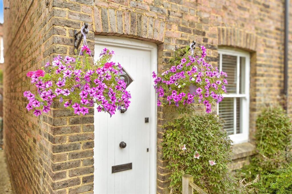 External Lifestyle Photograph