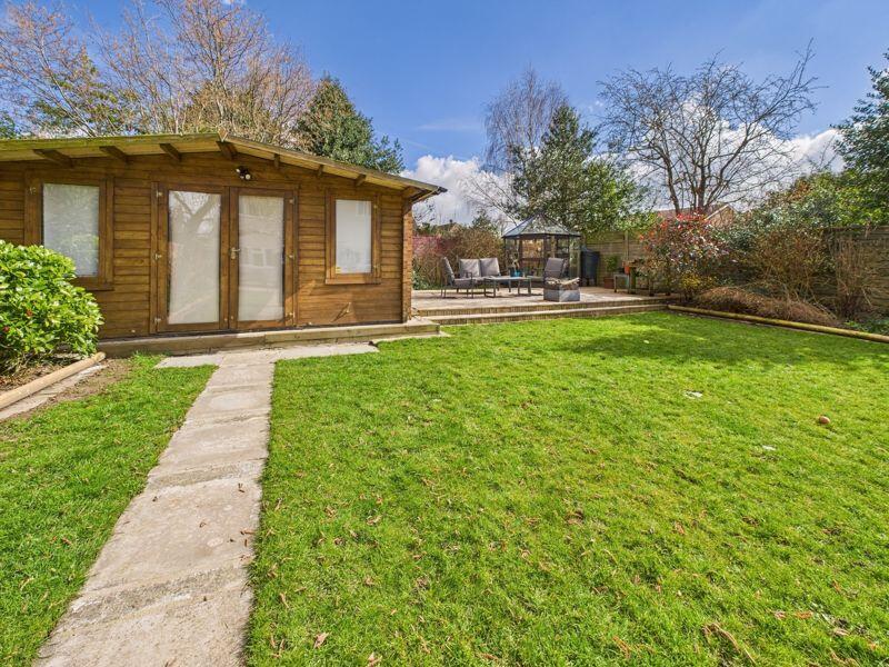 SUMMERHOUSE &amp; PATIO