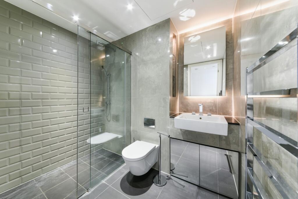 Bathroom - Catalina
