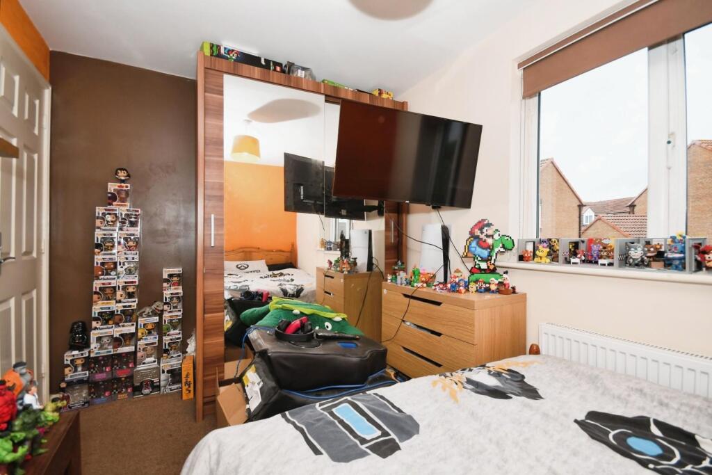 BEDROOM 2 02.jpg