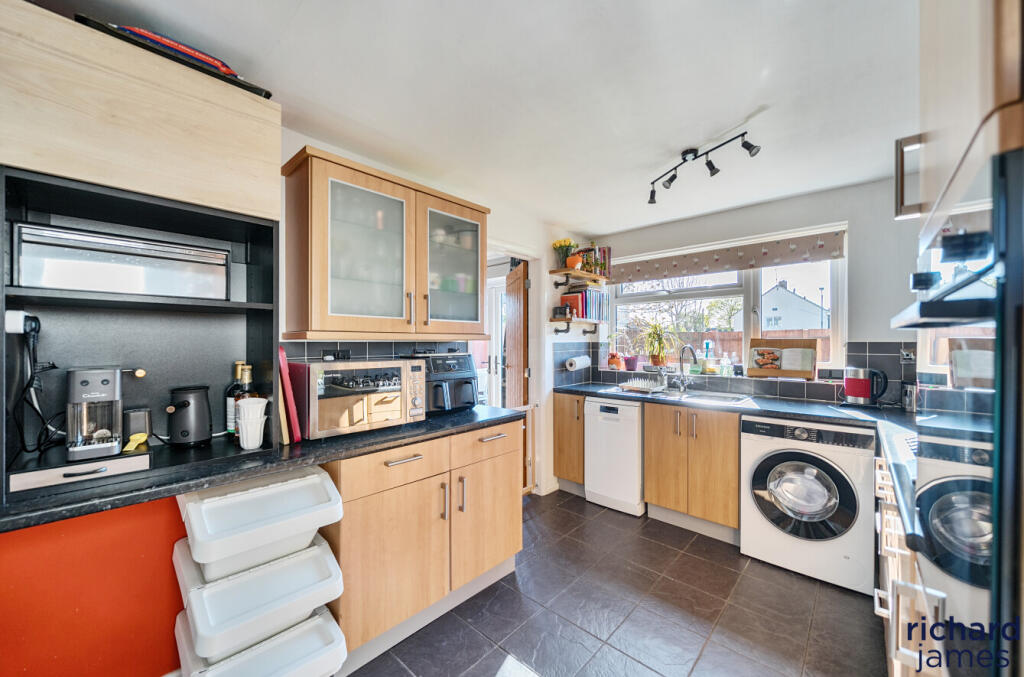 3d03490147ea4e3f90301c93e84fd713