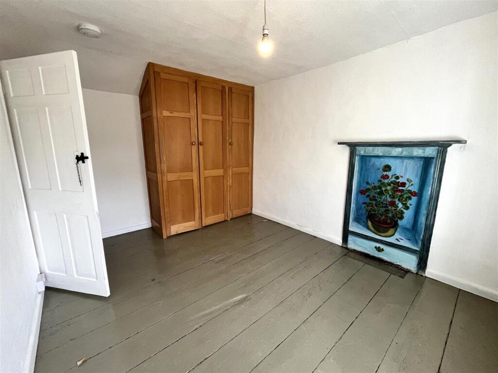 Front Bedroom