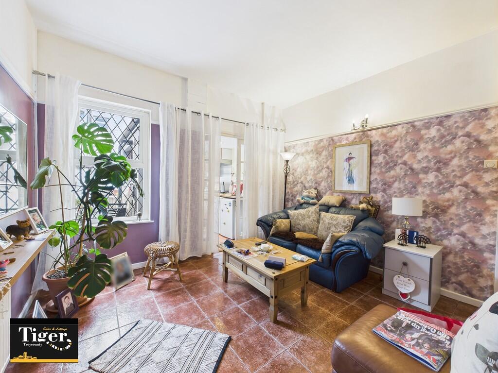 CAM03440G0-PR0380...