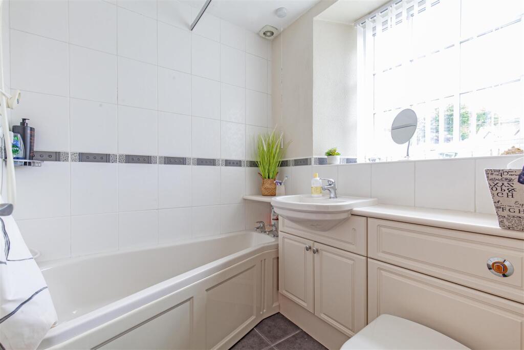 Bathroom-1.jpg