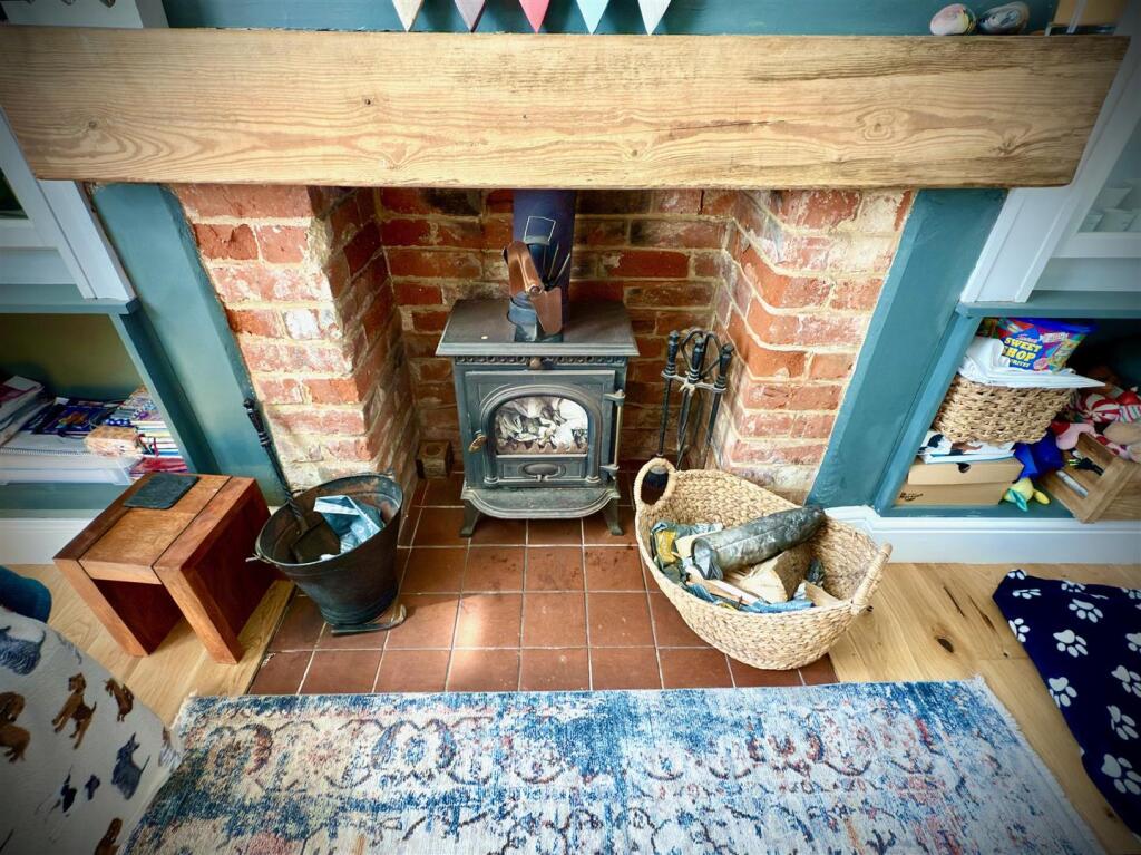 LOG BURNER.jpg