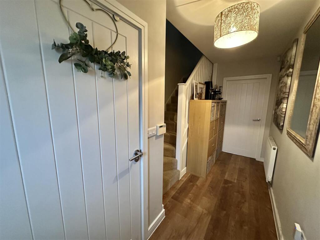 Bramleys Estate Agents - Leeds Old Road - Batley (