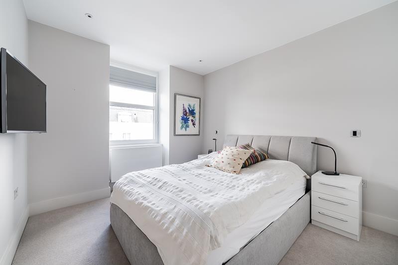 Flat 27, Manor House Court W9 2PZ-6-Low-Res.jpg