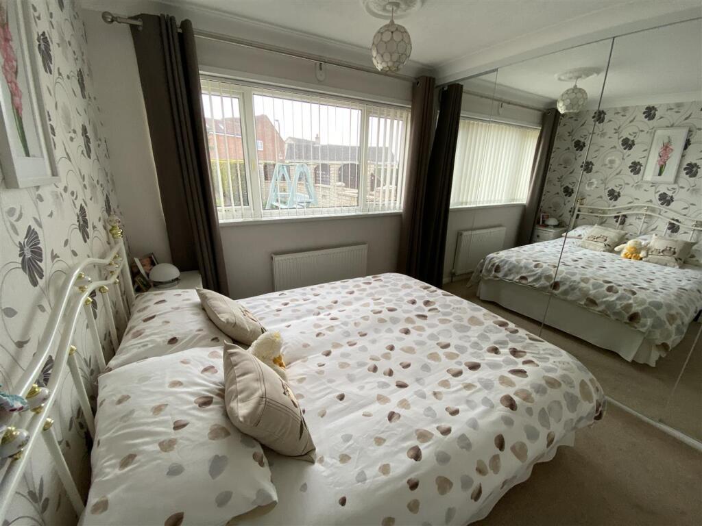 Bedroom no.1 front double: