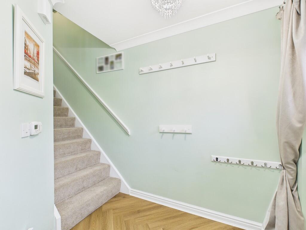 CAM05526G0-PR0044...