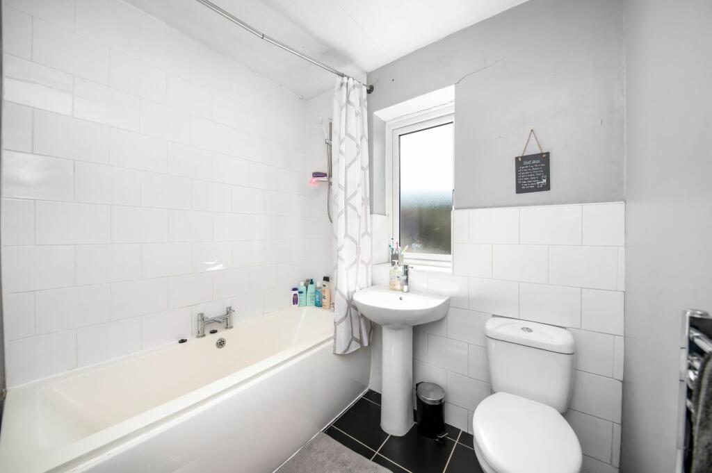 HOUSE BATHROOM