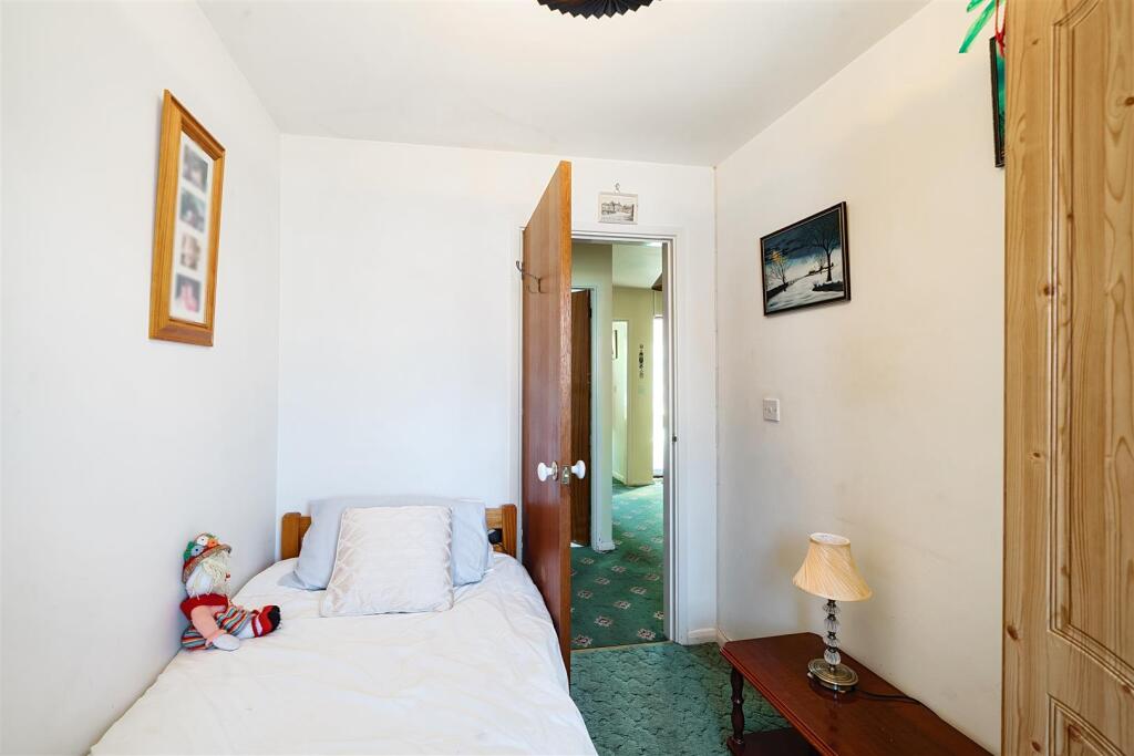 6 Lodge Close, Ashby de la Zouch