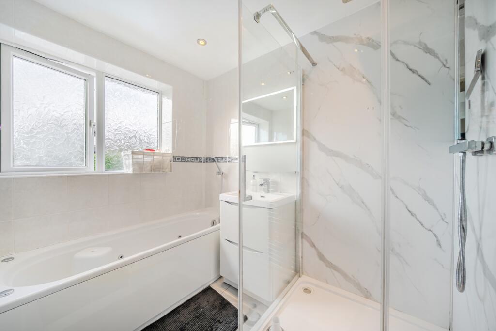 1372250-13-68ff758979d28