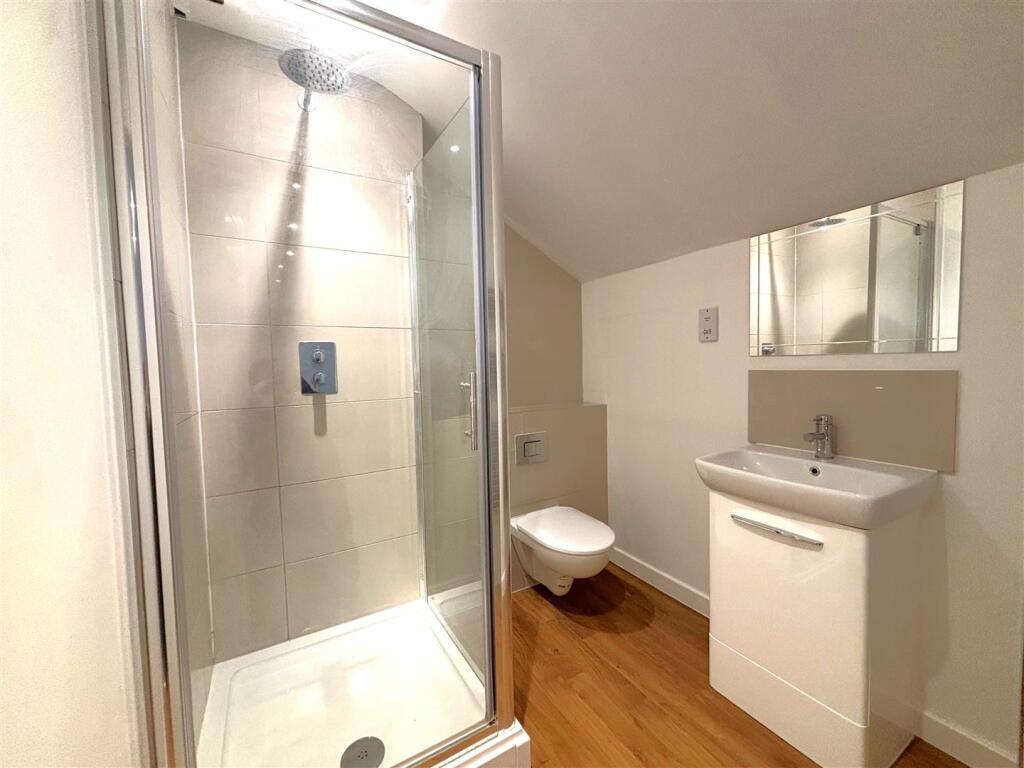 ENSUITE.jpg