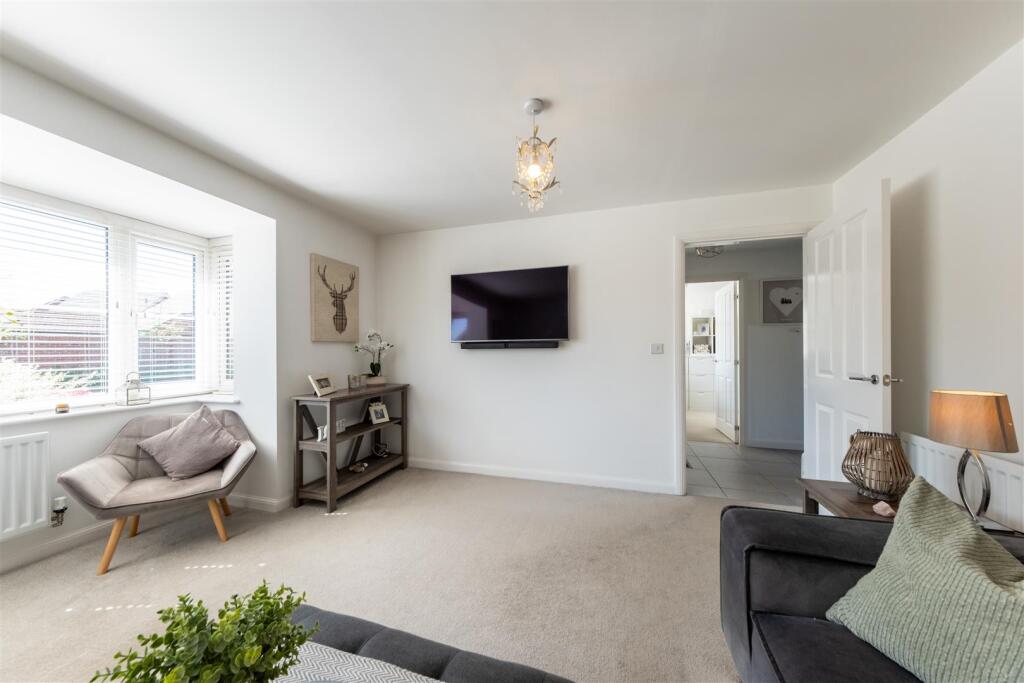 76 Ravencroft Street -021.jpg