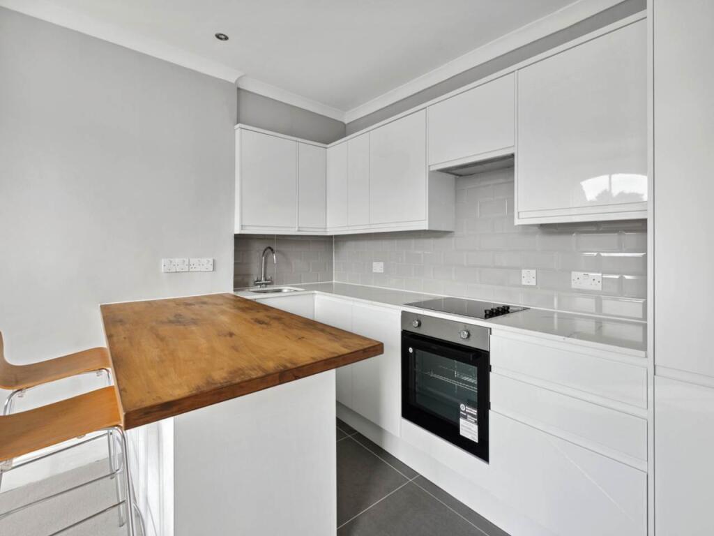 Stratford road 37, F