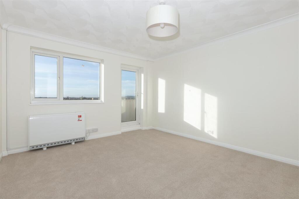 Manor Lea_2.jpg