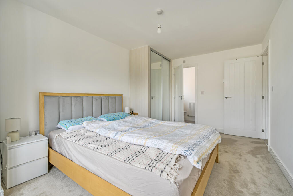 1329956-5-688cc36...