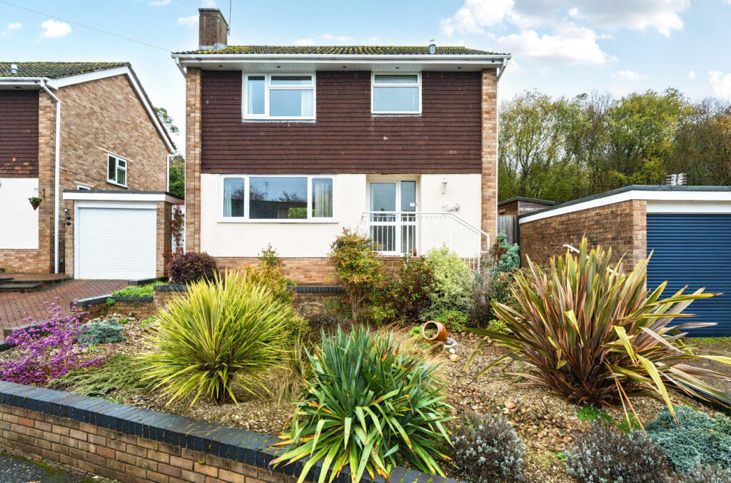 Eight Acres, Romsey, Hampshire, SO51