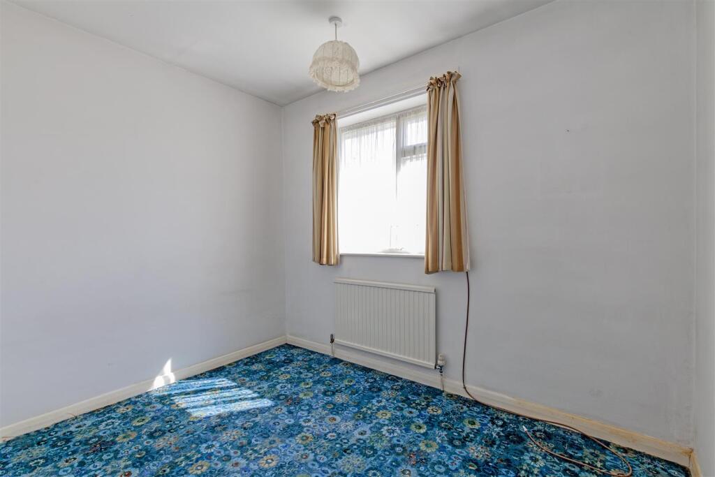 Bedroom 3-1.jpg