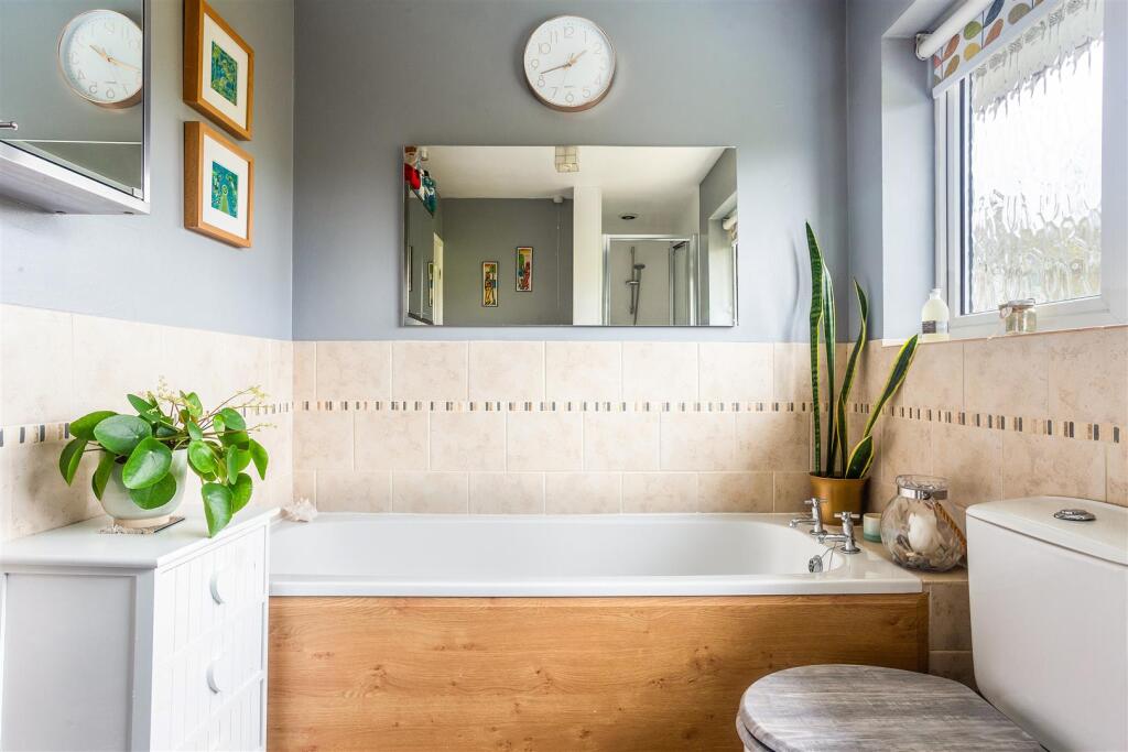 66402_4 The Dell Vernham (23) .jpg