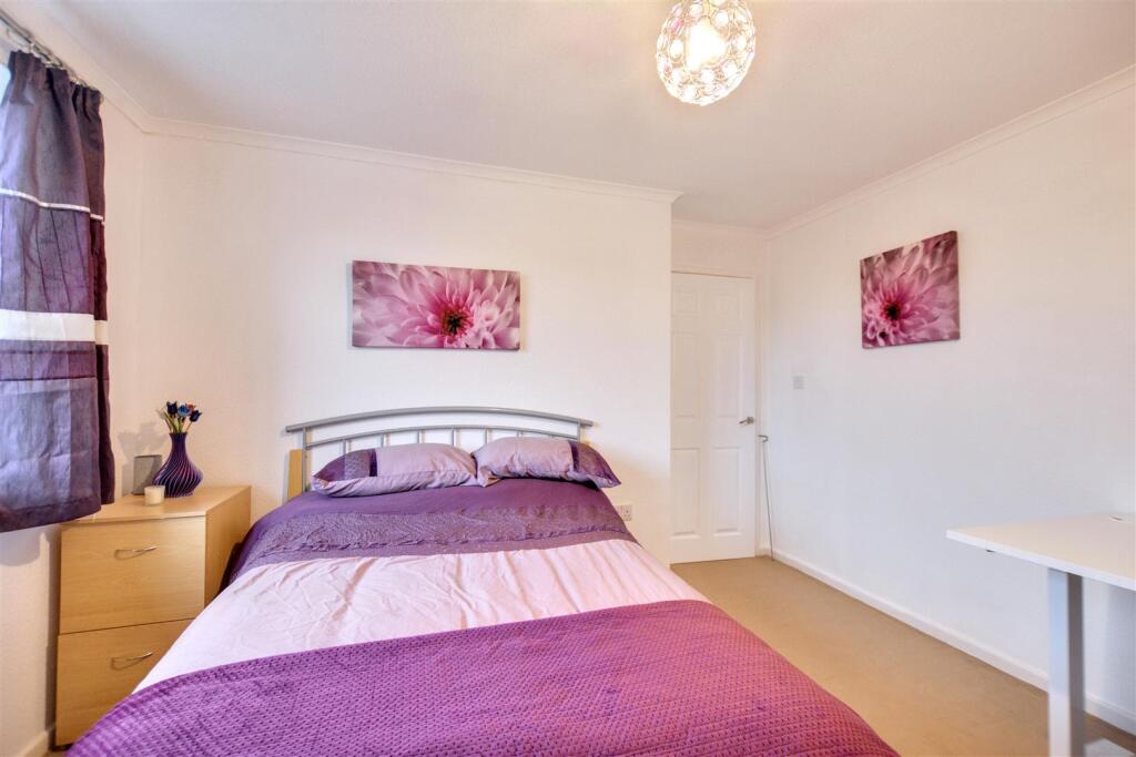 Bedroom 2_2.jpeg