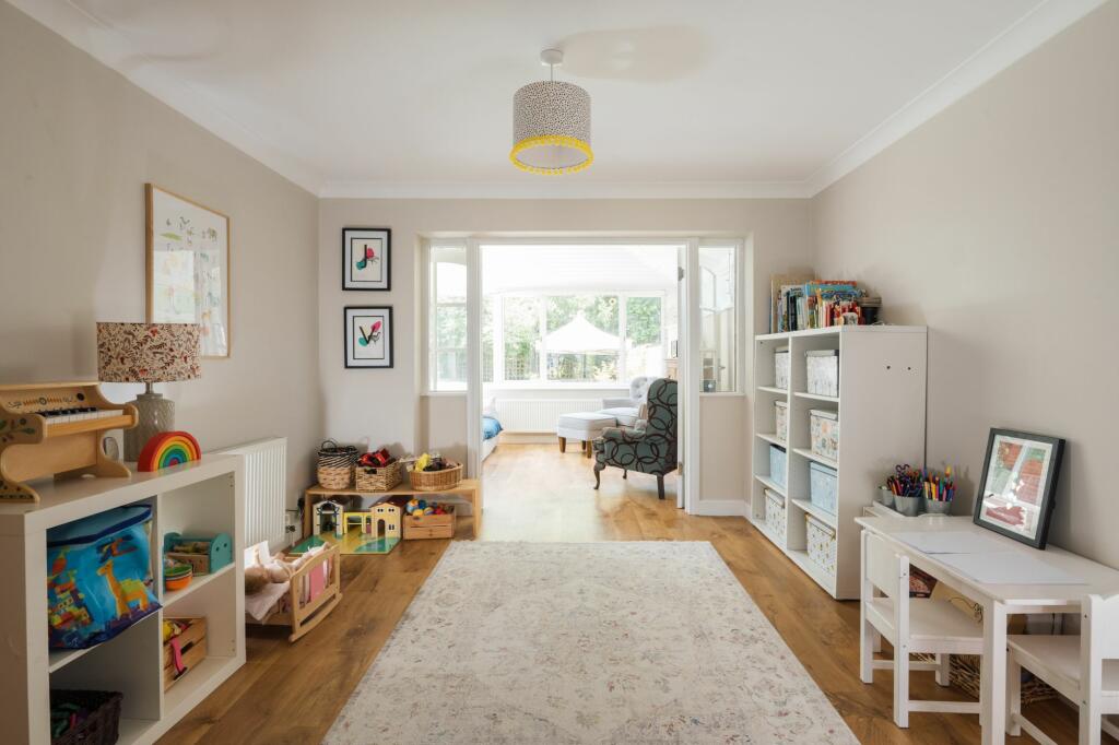 Dining/Play Room