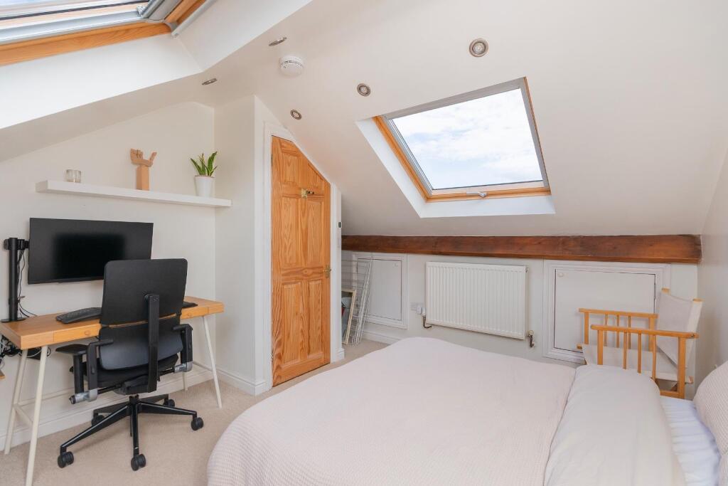 3C9RBN - Bedroom I.jpg