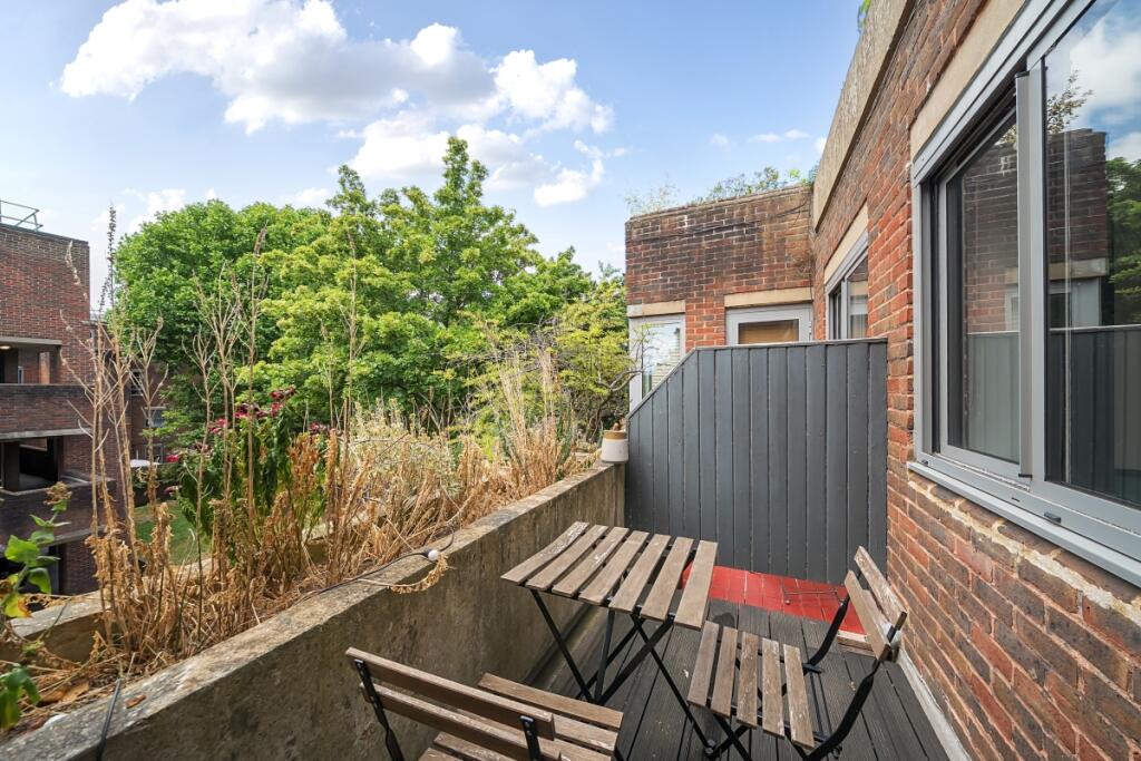 1314895-15-685ade...