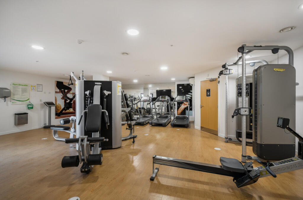 1388734-2-69397a1...