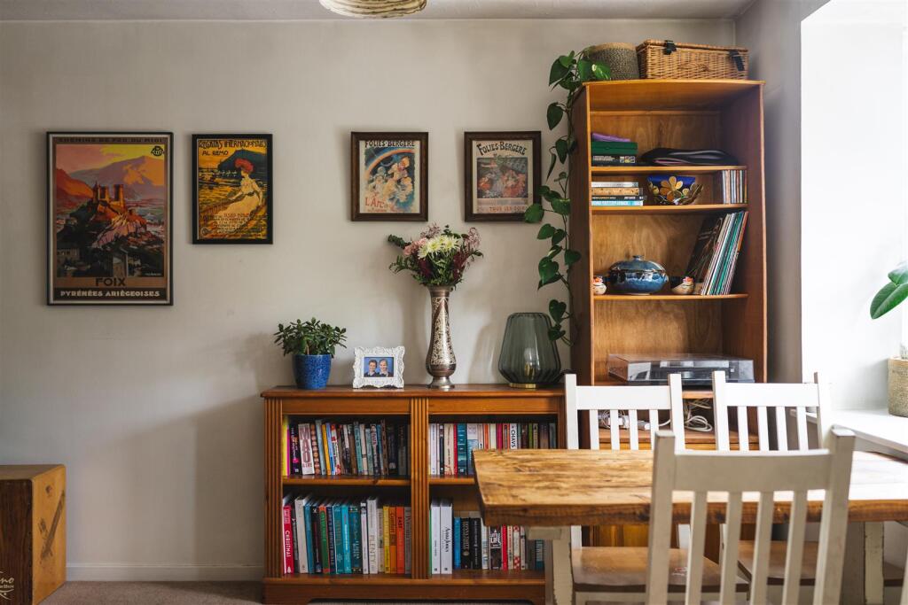 190 Riverside-13.jpg