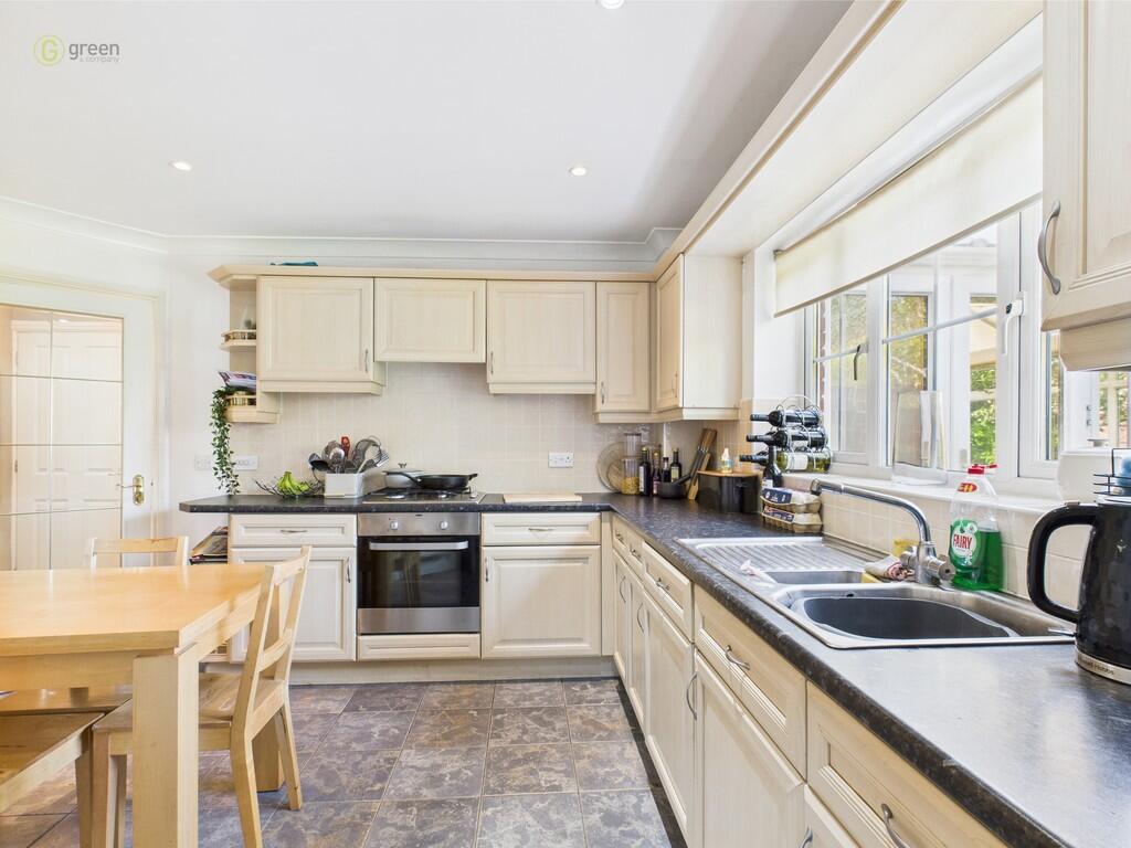 CAM03830G0-PR0142...