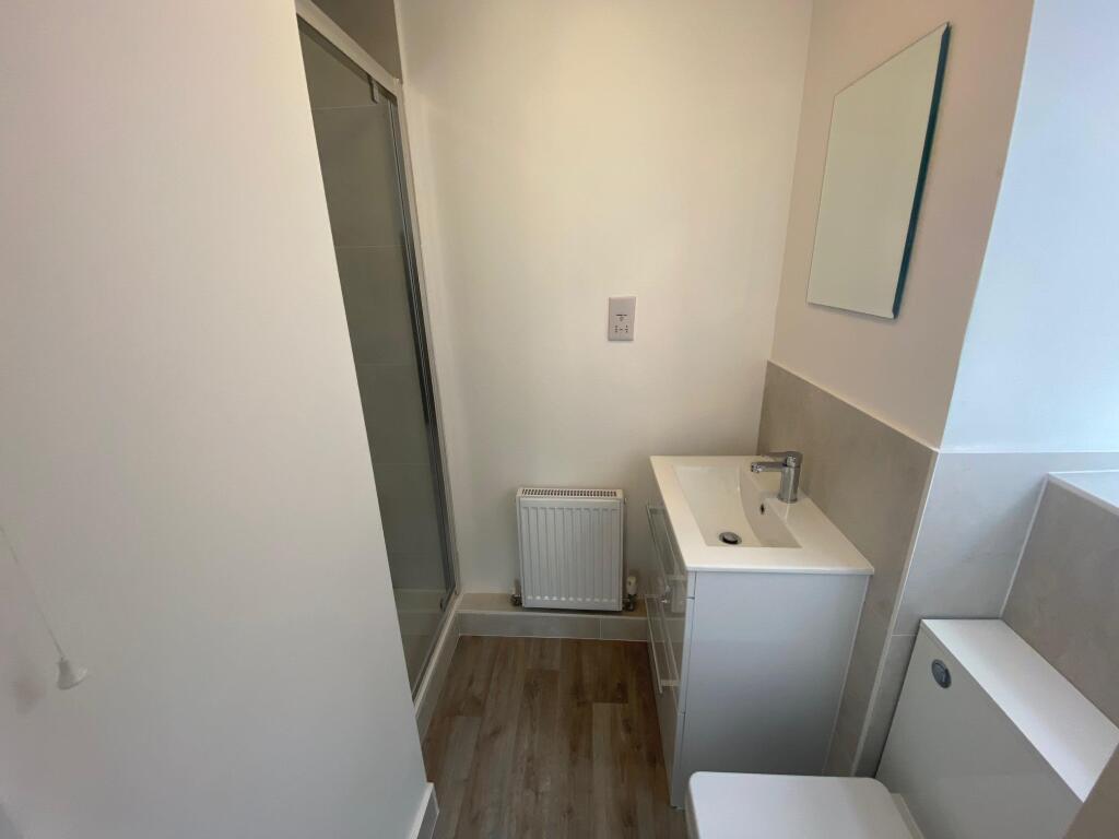 En-suite Bathroom