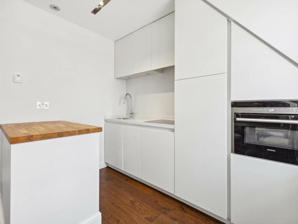 Flat 6, 22 Mulberry 