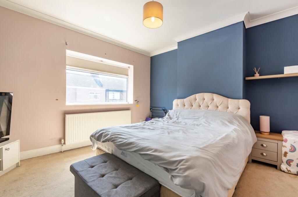 1318652-5-6871555cea60c