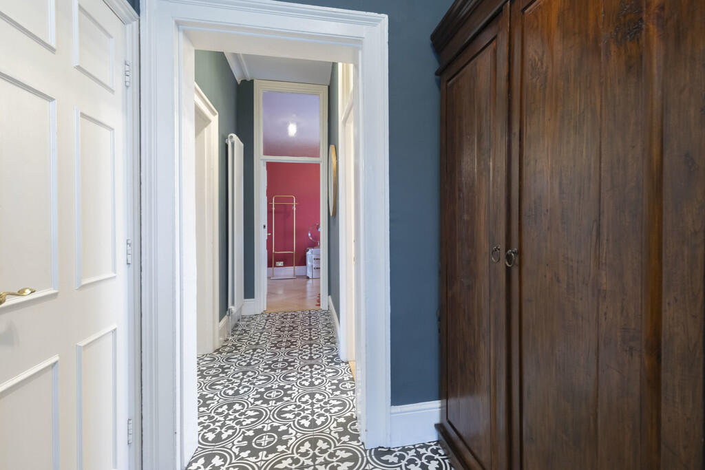 Flat 6, 12 Lansdo...