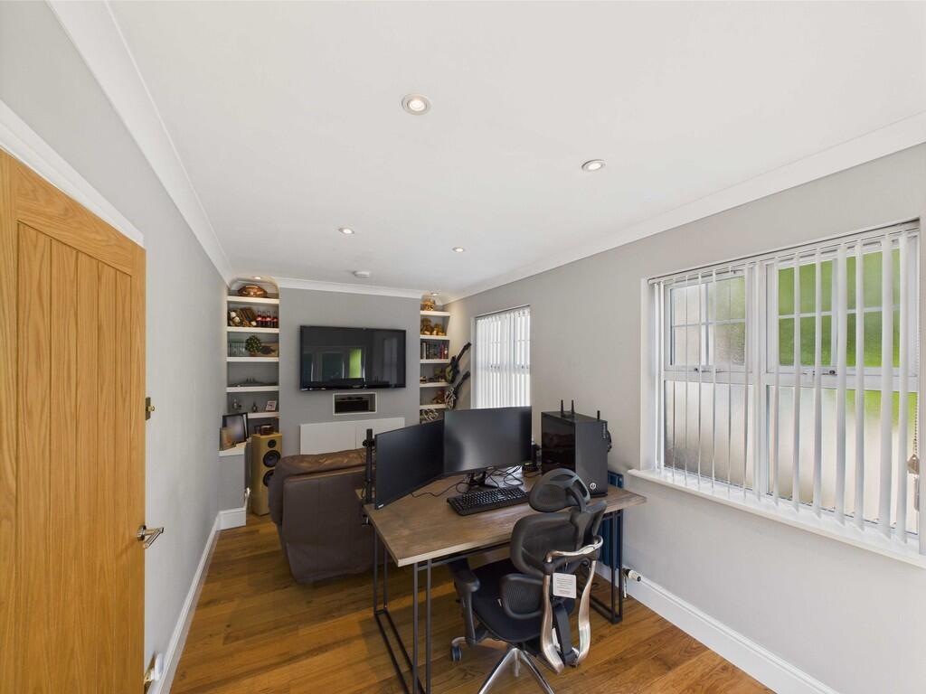 CAM04092G0-PR0061...