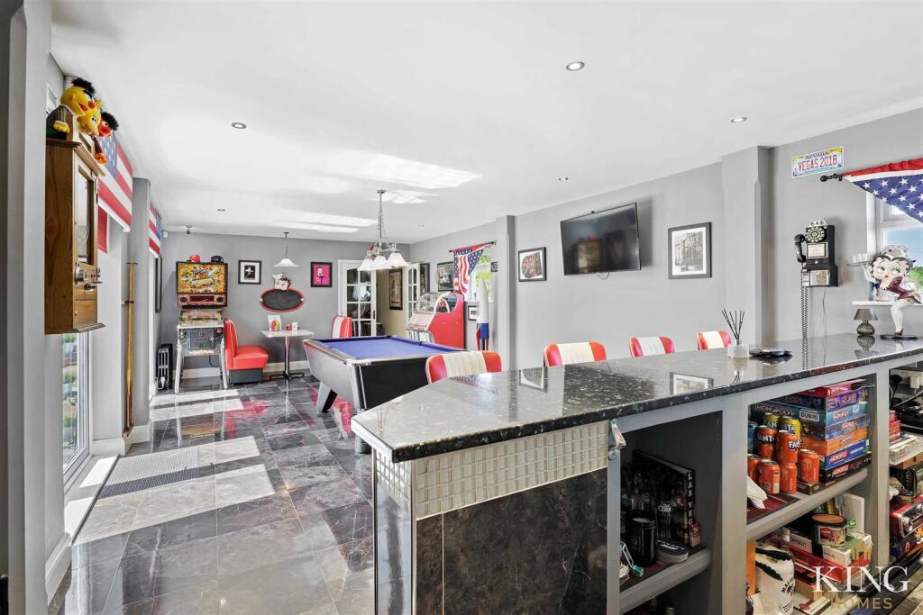 King Homes-14.jpg