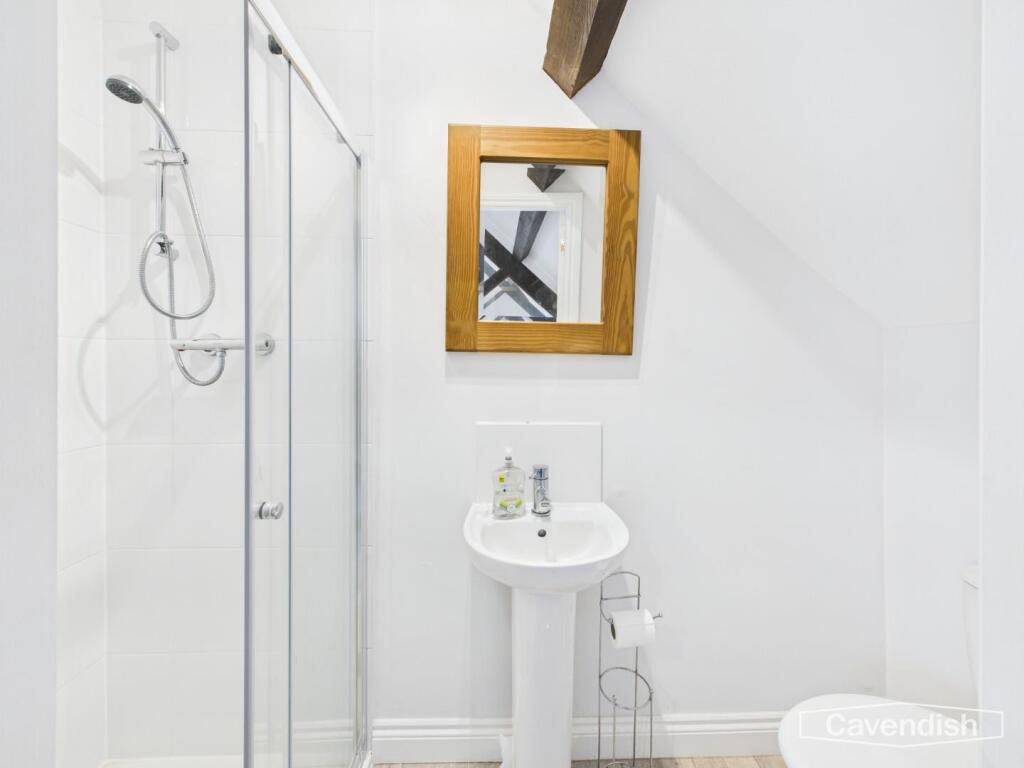 ENSUITE SHOWER ROOM